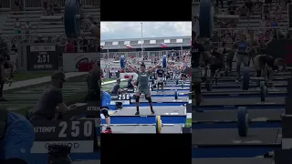 Ka'eo hitting a 245 snatch in his olympic total for the 16-17 teenage boys Crossfit Games