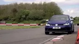 О машинах с Крисом Харрисом / VW Golf R v BMW M235i