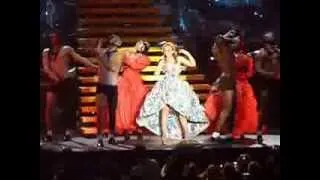 Kylie Minogue - Can't Get You Outta My Head (Singapore 29.06.11)