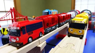 Brio 8 Subway Tunnel ☆ Wooden Train Toy & Thomas Plarail