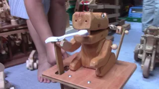 Brushing Rhino - Japanese Wooden Toys