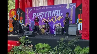 Juara 3 Banyuwangi Festival Band Pelajar 2023. Armadillo Band