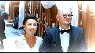 Po 14 latach bycia razem wzięli ślub kościelny.