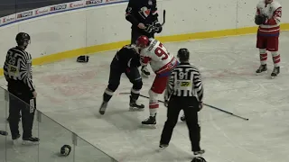 35.kolo bitka Carter Robertson - Patrik Maier (MHK 32 Liptovský Mikuláš vs. HC Slovan Bratislava)