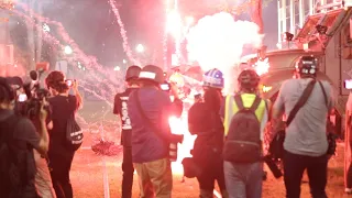 Raw video: Police versus protesters night 3 in Kenosha ahead of shooting