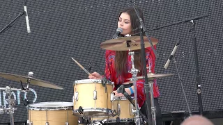 Line of Sight - Elise Trouw - Supergirl Pro concert series & as seen on Jimmy Kimmel