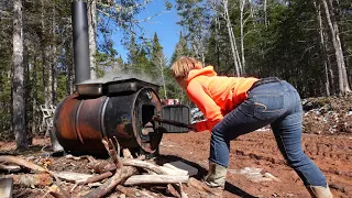 ESCAPE TO THE WILDERNESS | DIY MAPLE SYRUP, Off Grid Cabin | Metal Roof