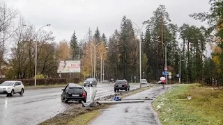 ДТП, снес столб на улице Академика Харитона, Саров 28 10 15