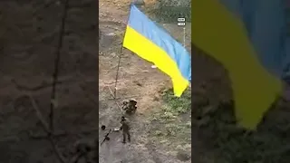 Ukrainian Flag Flies Once Again on Snake Island 🇺🇦