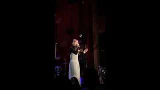 Grace Vanderwaal - Stray (live)