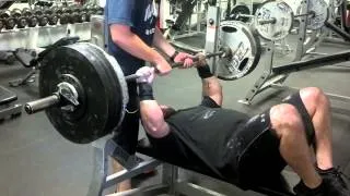 Bench press(paused)- 420 x 1