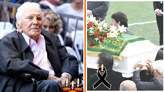 Kirk Douglas meurt d'un accident vasculaire cérébral / Sa vie et sa fin