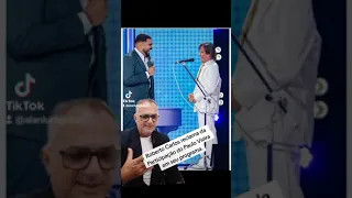 Roberto Carlos reclama de participação de humorista em seu especial