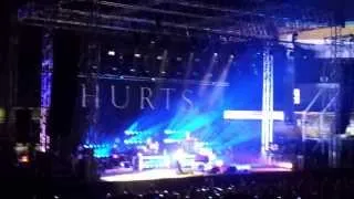 Hurts - Stay (Bucharest 2013) - shitty quality