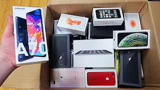 FOUND iPHONES & SAMSUNG S10!! DUMPSTER DIVING APPLE AND SAMSUNG STORE!!