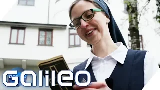 Wie schwer fällt Ihnen das Zölibat? 10 Fragen an eine Nonne | Galileo | ProSieben