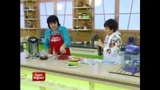 Будет вкусно! 02/12/2013 Креветки с лососем и овощами на пару, напиток "Лесной чай". GuberniaTV