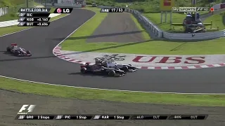 Kamui Kobayashi overtake on Daniel Ricciardo Japanese GP 2012