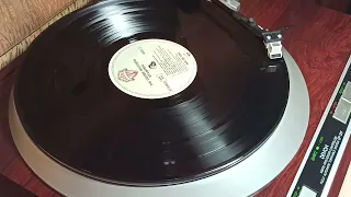 The Doobie Brothers - Take Me In Your Arms (1975) vinyl