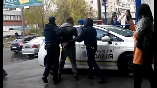 Новая Полиция напала на мужика. Киев