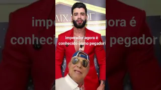 Gustavo Lima pegar as partes íntimas do seu amigo no show