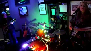 Rebecca Johnson Band Live @ Pedan`s Hotel - Cessnock (30/4/16)