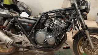 Engine Rebuild | This CB400 Was Damaged Due to Inactivity For A Long Time.