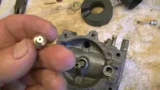 60 HP Johnson VRO Evinrude Carburator Rebuild