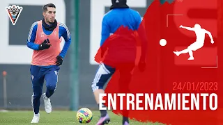 Primer entrenamiento de la semana en Anduva.