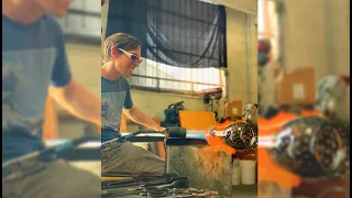 Making a Peacock Vase - With Glass Artist John Gibbons