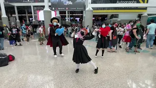 [hamu_cotton] Chika dances to DADDY DADDY DO with Shirogane and Kaguya at ANIME EXPO 2022