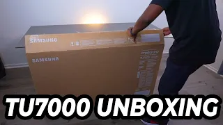 Unboxing Samsung TU7000 Television