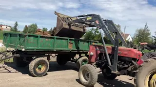 Wywalanie gnoju u pana Marka || traktorek w akcji