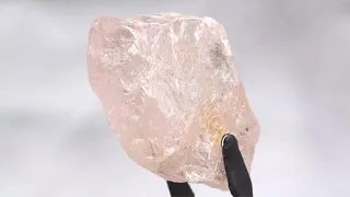 Big Pink Diamond Discovered in Angola, Largest in 300 years