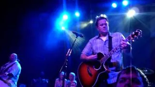 Bowling for Soup - Turbulence - LIVE from the FRONT ROW Glasgow October 2011