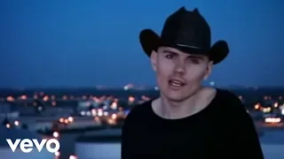 The Smashing Pumpkins - Perfect (Official Music Video)