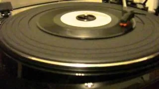 The Outfield - Say It Isn't So (45 RPM)