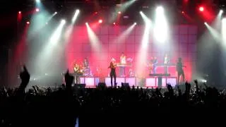 Mark Ronson - Bang Bang (live in Tel Aviv 25.8.2011) the last part