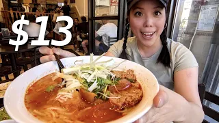 $13 large Vietnamese soups, Phở and Bún Riêu - Vietnamese street food (turn on subtitles)