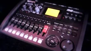 Zoom R8 Recorder, Interface, Controller and Sampler