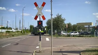 Spoorwegovergang Halle (D) // Railroad crossing // Bahnübergang