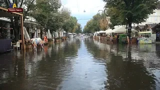 Одессой снова пронесся ураган с ливнем
