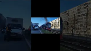 На проспекте Солидарности горит трамвай 27.04.2024