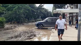 Ялта после наводнения улица Отель Бристоль Ялта Рузвельта Потоп Ялта Наводнение Вода в Криму Крым