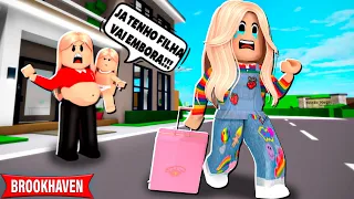 MÃE TEM BEBÊ E ABANDONA FILHA ADOTADA - HISTORINHA DE BROOKHAVEN RP ROBLOX 🏡