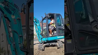 a small excavator for a big one #moments #exciting #funny #taiwan #hack #shorts #machine #new