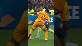 Mbappé's first goal as captain!