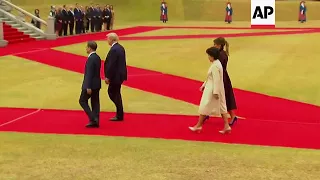 Honour guard welcome at palace for Trump