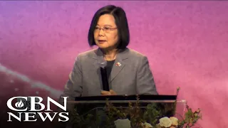 Taiwan's President Transits US in Unofficial Visit, Angering China