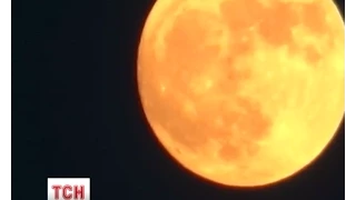 Українці побачать незвичне астрономічне явище -- Супер-місяць